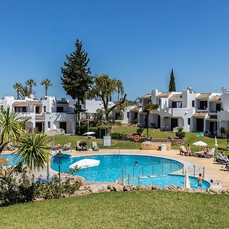 בית נופש Akivillas Felicity אלבופיירה