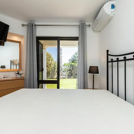 Akivillas Felicity אלבופיירה